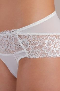 Луксозни бикини с дантела comfort